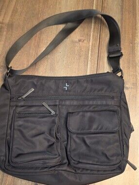 Tracker Travel Bag
